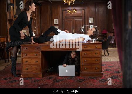 OLGA KURYLENKO, DANILA KOZLOVSKY, ZOEY DEUTCH, Vampire Academy, 2014 Stockfoto