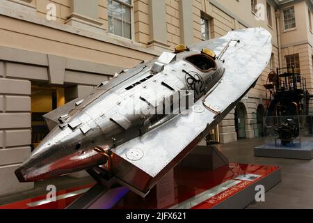 Miss Britain III ist ein Rennboot, das von Hubert Scott-Paine entworfen und gebaut wurde. Das National Maritime Museum, NMM, ist ein maritimes Museum in Greenwich Stockfoto