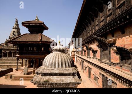 Bhaktapur ist eine alte Stadt in Newar in der östlichen Ecke des Kathmandu-Tals in Nepal. Es befindet sich im Bhaktapur Bezirk in der Bagmati Zone. Durbar Stockfoto