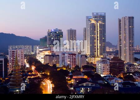 Gurney Drive ist eine beliebte Strandpromenade in Georgetown, Penang, Malaysia. Die Straße ist auch eines der beliebtesten Touristenziele von Penang, berühmt Stockfoto