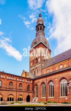 Kreuzgang in der Kathedrale Santa Maria (Dom), Altstadt, UNESCO-Weltkulturerbe, Riga, Lettland, Europa Stockfoto