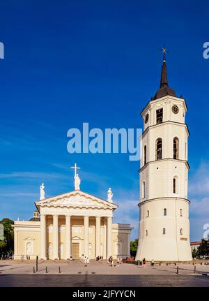 Kathedrale Basilika St. Stanislaus und St. Ladislaus und Glockenturm, Altstadt, UNESCO-Weltkulturerbe, Vilnius, Litauen, Europa Stockfoto