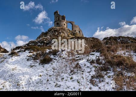 Mow Cop Castle im Winter, Mow Cop, Grenze Ches und Staffordshire, England, Vereinigtes Königreich, Europa Stockfoto