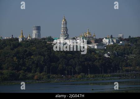 Kiew, Ukraine 2. Oktober 2021: Die Heilige Dormition Kiew-Pechersk Lavra ist der wichtigste orthodoxe Ort und eines der ersten Klöster in Kiewer Rus Stockfoto