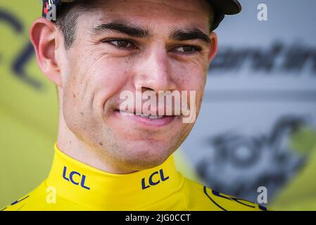 Der Belgier Wout VAN AERT vom Team Jumbo-Visma während der Tour de France 2022, Radrennen Etappe 4, Dunkerque - Calais (171,5 km) am 5. Juli 2022 in Calais, Frankreich - Foto Matthieu Mirville / DPPI Stockfoto