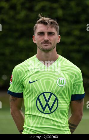 Wolfsburg, Deutschland. 06.. Juli 2022. Fußball: Bundesliga, Fotosession für die Saison 2022/23, VfL Wolfsburg, Maximilian Philipp. Quelle: Swen Pförtner/dpa/Alamy Live News Stockfoto