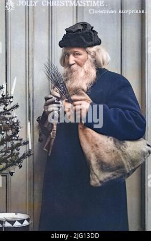 Vintage echtes Foto eines Mannes, der als Weihnachtsmann gekleidet ist, um 1910. Stockfoto