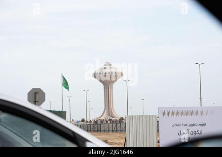 Al Khobar Corniche Blick am Morgen. Stadt Khobar, Wasserturm Saudi-Arabien Stockfoto