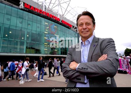 Nigel Huddleston, MP, Minister für Tourismus, Sport, Commonwealth Games, Heritage, Und die Zivilgesellschaft, vor dem UEFA Women's Euro 2022 Group A Spiel in Old Trafford, Manchester. Bilddatum: Mittwoch, 6. Juli 2022. Stockfoto