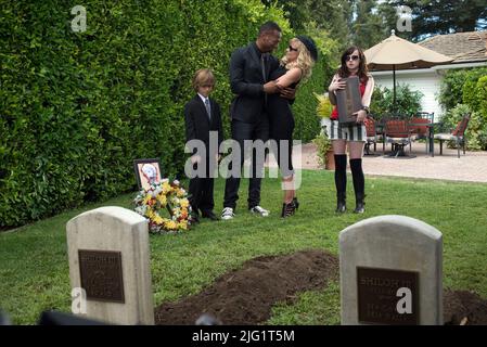 STEELE STEBBINS, Marlon Wayans, Jaime Pressly, ASHLEY RICKARDS, A Haunted House 2, 2014 Stockfoto