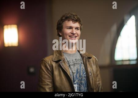 ANSEL ELGORT, DER FEHLER IN UNSEREN STERNEN, 2014 Stockfoto