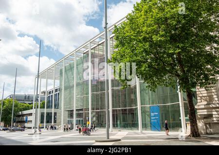 London – 2022. Juni: Imperial College London, ein berühmtes Außenschild der britischen Universität auf dem Campus-Gebäude in South Kensington Stockfoto