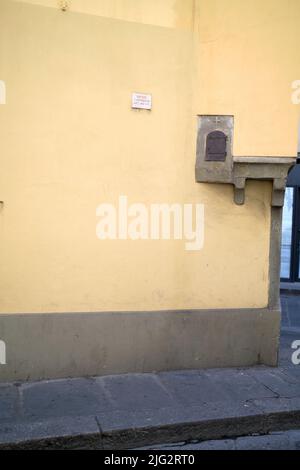 Historisches Weinfenster oder Buchette Del Vino in Florenz Italien Stockfoto