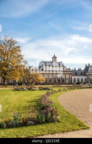 Neues Palais auf Schloss Pillnitz bei Dresden, Sachsen, Pillnitz Stockfoto