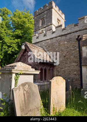 Dies ist die schöne anglikanische Pfarrkirche von St. James dem Großen in meinem Heimatdorf Radley. Es wurde 1290 erbaut und ist ein schönes Gebäude mit dem Original Stockfoto