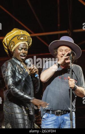 (7/4/2022) Zucchero 'Sugar' Fornaciari spielte auf der Bühne des Estestate Festivals 2022 im Carrarese Castle in Este (PD) (Foto: Mimmo Lamacchia / Pacific Press/Sipa USA) Stockfoto