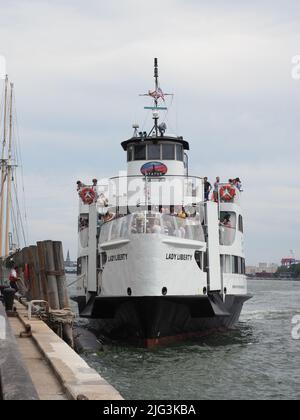 Bild der Liberty Ferry in New York. Stockfoto