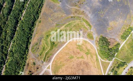 Eine Luftaufnahme des Parc penallta ein Landschaftspark, der auf dem Gelände der alten Kohlekollierie in Südwales errichtet wurde Stockfoto