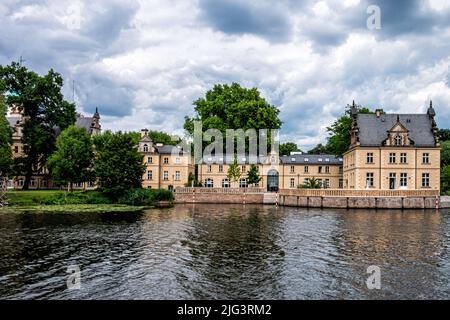 Berlin Wannsee. Jagdschloss Glienicke liegt eine Jagdhütte in der Nähe der Glienicker Brücke, Weltkulturerbe der UNESCO, historische, denkmalgeschützte Gebäude Stockfoto