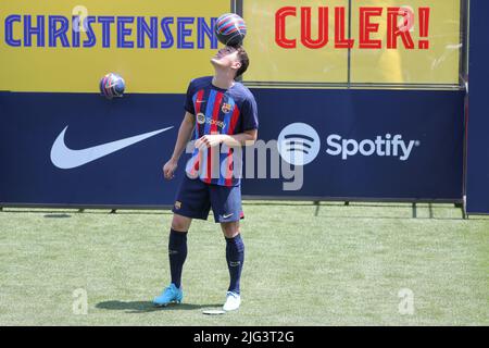 Andreas Christensen während seiner Präsentation als neuer Spieler des FC Barcelona bei Ciutat Esportiva Joan Gamper am 7. Juli 2022 in Barcelona, Spanien. (Foto von PRESSINPHOTO) Stockfoto