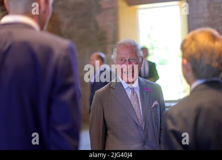 Der Prinz von Wales besucht Hay Castle in Hay-on-Wye, Powys, Wales. Bilddatum: Donnerstag, 7. Juli 2022. Stockfoto