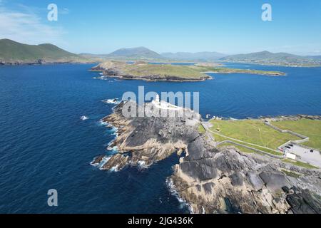 Valentia Leuchtturm County Kerry Irland Drohne Luftaufnahme Stockfoto