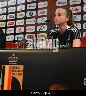 Wigan, England, 07. Juli 2022, Belgiens Sari Kees, abgebildet während einer Pressekonferenz der belgischen Nationalmannschaft der Frauen, der Roten Flammen, am Donnerstag, 07. Juli 2022 in Wigan, England, zur Vorbereitung des Women's Euro 2022 Turniers. Die UEFA-Fußball-Europameisterschaft der Frauen 2022 findet vom 6. Bis 31. Juli statt. BELGA FOTO DAVID CATRY Stockfoto