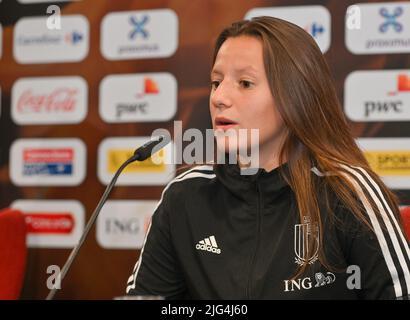 Wigan, England, 07. Juli 2022, Belgiens Hannah Eurlings, abgebildet während einer Pressekonferenz der belgischen Nationalmannschaft der Frauen, die Roten Flammen, am Donnerstag, 07. Juli 2022 in Wigan, England, zur Vorbereitung des Women's Euro 2022 Turniers. Die UEFA-Fußball-Europameisterschaft der Frauen 2022 findet vom 6. Bis 31. Juli statt. BELGA FOTO DAVID CATRY Stockfoto