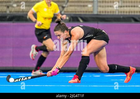 AMSTELVEEN, NIEDERLANDE - 7. JULI: Alex Lukin aus Neuseeland beim FIH Hockey Women's World Cup 2022 Spiel zwischen Indien und Neuseeland am 7. Juli 2022 im Wagener Hockey Stadium in Amstelveen, Niederlande (Foto: Patrick Goosen/Orange Picles) Stockfoto