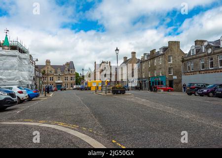 Huntly Market Square im Stadtzentrum von Huntly, Aberdeenshire, Schottland, Großbritannien Stockfoto