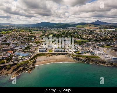 Luftaufnahme Cove Strand in Greystones, Wicklow - Irland Stockfoto