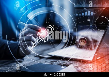 Rocket Beschleunigt Den Digitalen Start. Starten Oder Starten Sie Das Geschäft Stockfoto