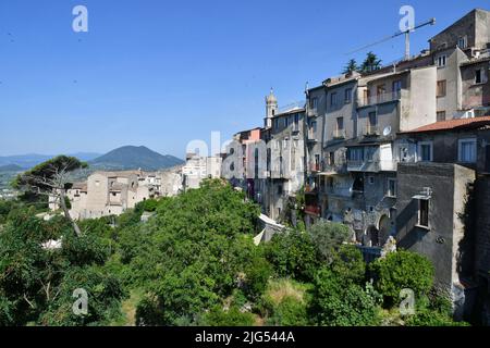 Panoramablick auf die Landschaft von Guardia Sanframondi, einem Dorf in der Provinz Benevento, Italien. Stockfoto