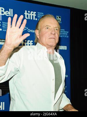 07. Juli 2022 - James Caan, der Star des 'Pate', ist im Alter von 82 Jahren gestorben. Datei-Foto: TIFF 2010, Toronto, Ontario, Kanada. (Bild: © Brent Perniac/AdMedia über ZUMA Press Wire) Stockfoto