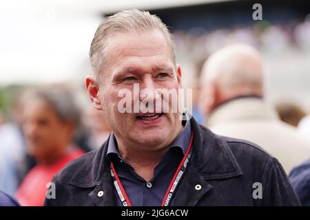 Max Verstappens Vater Jos Verstappen während des Grand Prix von Großbritannien 2022 in Silverstone, Towcester. Bilddatum: Sonntag, 3. Juli 2022. Stockfoto