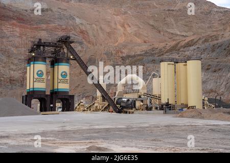 Eine industrielle Asphaltanlage in Utah. Stockfoto