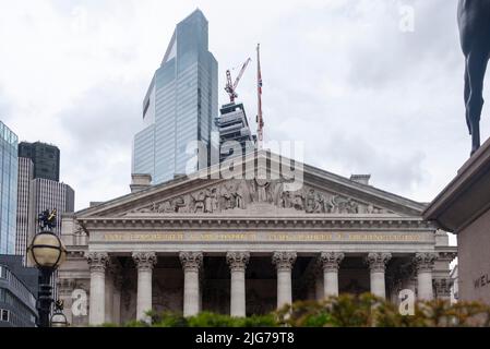 Mansion House, offizielle Residenz des Oberbürgermeisters von London, Wolkenkratzer hinter der City of London, Finanzviertel, London, Großbritannien Stockfoto