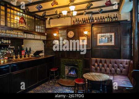 Ye Olde Mitre Pub, Ely Court, Ely Place, Holborn, London, VEREINIGTES KÖNIGREICH. Stockfoto
