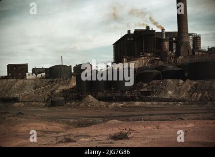 Kupferbergbau und Schwefelsäureanlage, Copperhill, Tennessee. Stockfoto