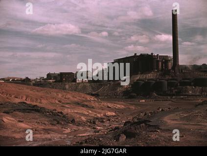 Kupferbergbau und Schwefelsäureanlage, Copperhill, Tennessee. Stockfoto