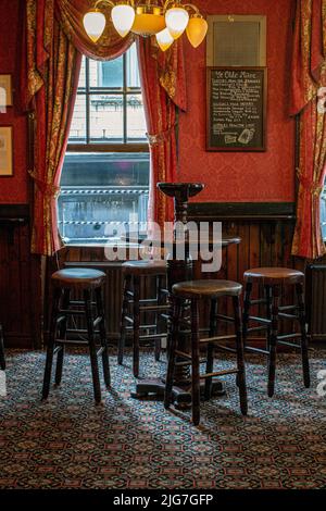 Ye Olde Mitre Pub, erster Stock, Ely Court, Ely Place, Holborn, London, Großbritannien. Stockfoto
