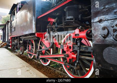 Da Lat Stadt, Vietnam - 11. Februar 2015: Eine alte Lokomotive Dampfstation ist und Lokomotive Station von den Franzosen vor über 100 Jahren gebaut. Jetzt ist es sein Stockfoto