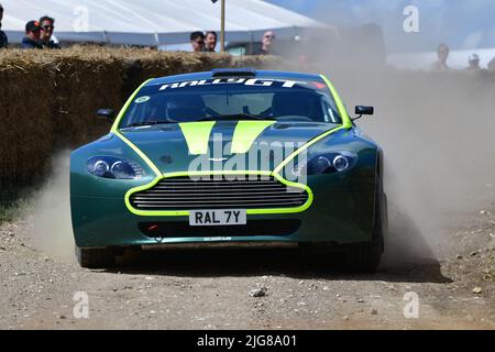 Phil House, Aston Martin Vantage Rally GT4, Dawn of Modern Rallye, Forest Rally Stage, Goodwood Festival of Speed, The Innovators - Masterminds of M Stockfoto