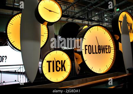 Irland, Dublin, Guinness Storehouse, Brauereimuseum, Brauereimuseum, Uhren, Uhren Stockfoto