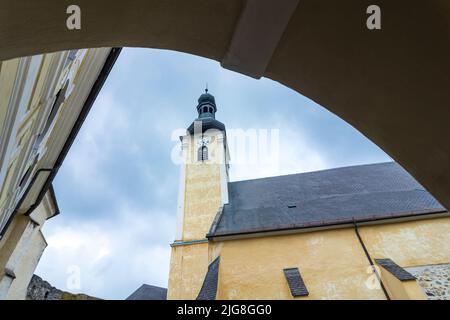 Gloggnitz, Schloss Gloggnitz in den Wiener Alpen, Niederösterreich, Österreich Stockfoto