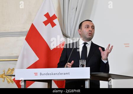 Wien, Österreich. 8.. Juli 2022. Presseerklärung des georgischen Premierministers Irakli Garibashvili im Bundeskanzleramt in Wien Stockfoto