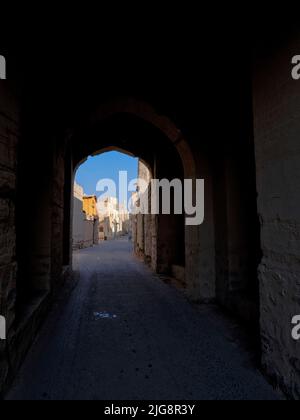 Stadtbummel durch Nizwa, Oman. Stockfoto