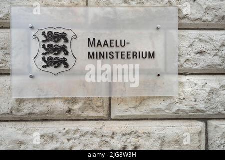 Tallinn, Estland. Juli 2022. Das äußere Zeichen des Ministerium für ländliche Angelegenheiten Palast in der Innenstadt Stockfoto