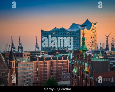 Luftaufnahme der Elbphilharmonie in Hamburg Stockfoto