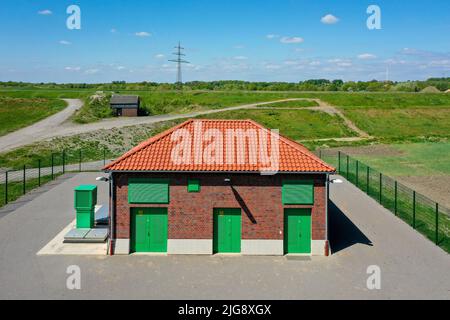 Pumpwerk an der Lippe, Hochwasserschutz, Marl, Nordrhein-Westfalen, Deutschland Stockfoto